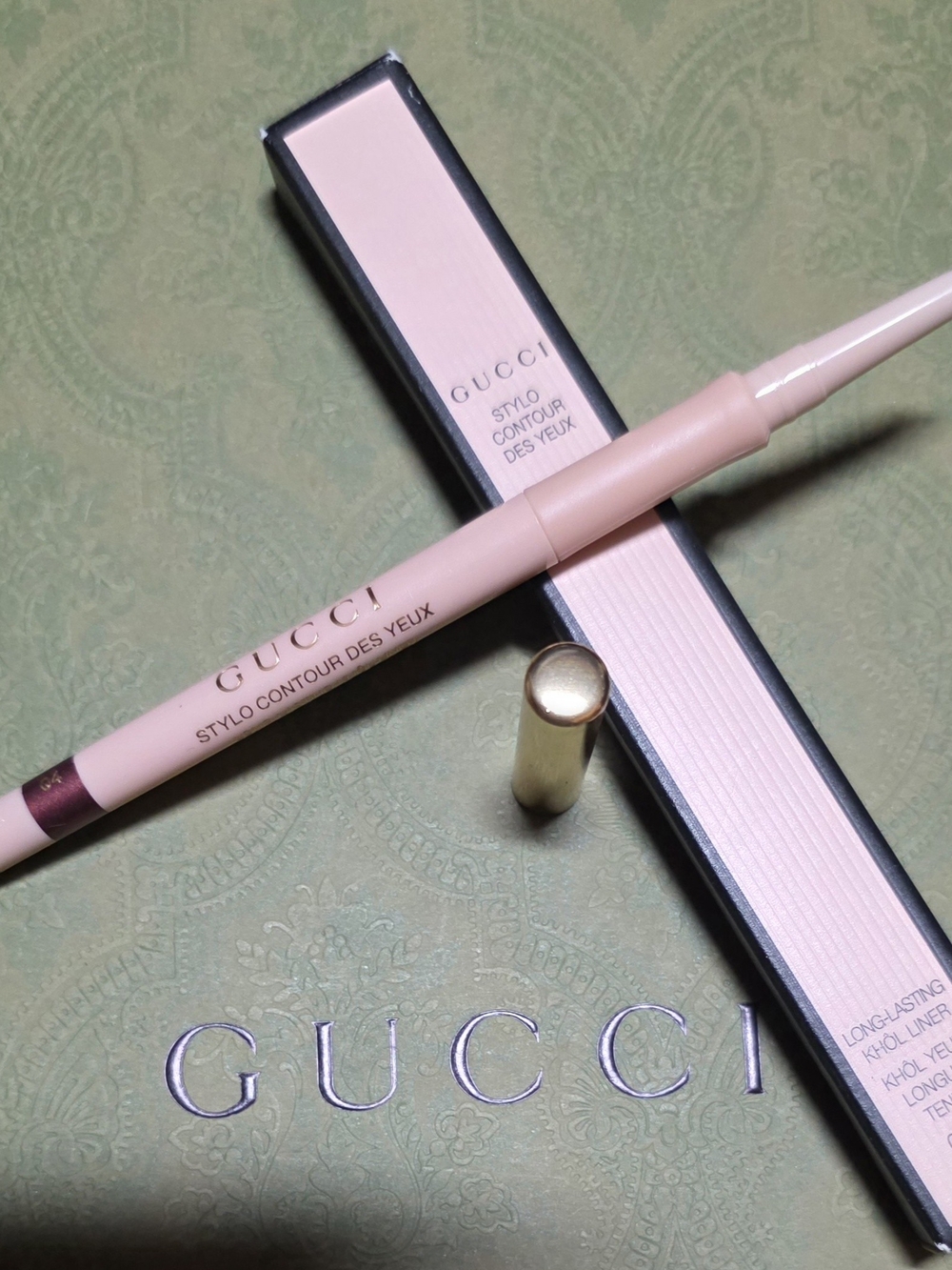 Gucci Eyeliner Stylo Contour Des Yeux — BORDEAUX